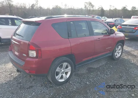 2015 Jeep Compass Latitude z USA, uszkodzony, nr VIN 1C4NJCEB2FD210230